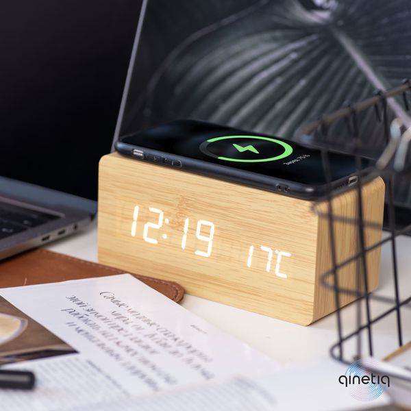 Бездротова зарядка з LED-годинником Wood-clock QINETIQ 1000 10W світло-коричневий 31014 фото